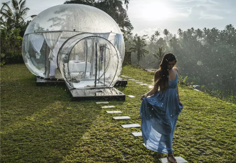 transparent crystal bubble tent